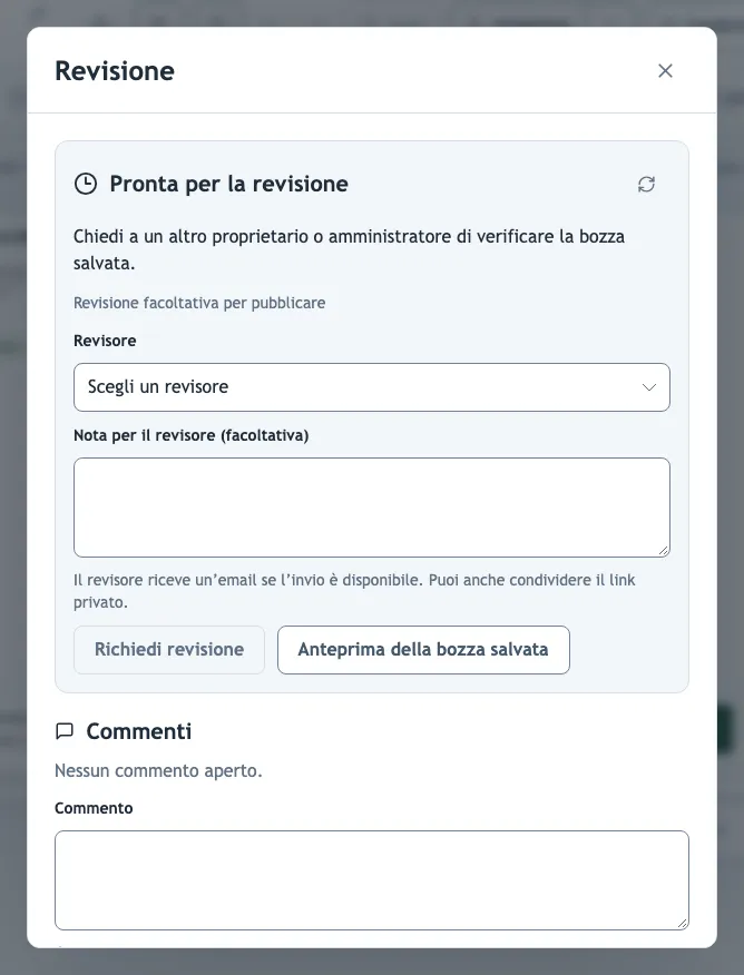 Il pannello Revisione con la scelta del revisore e i commenti